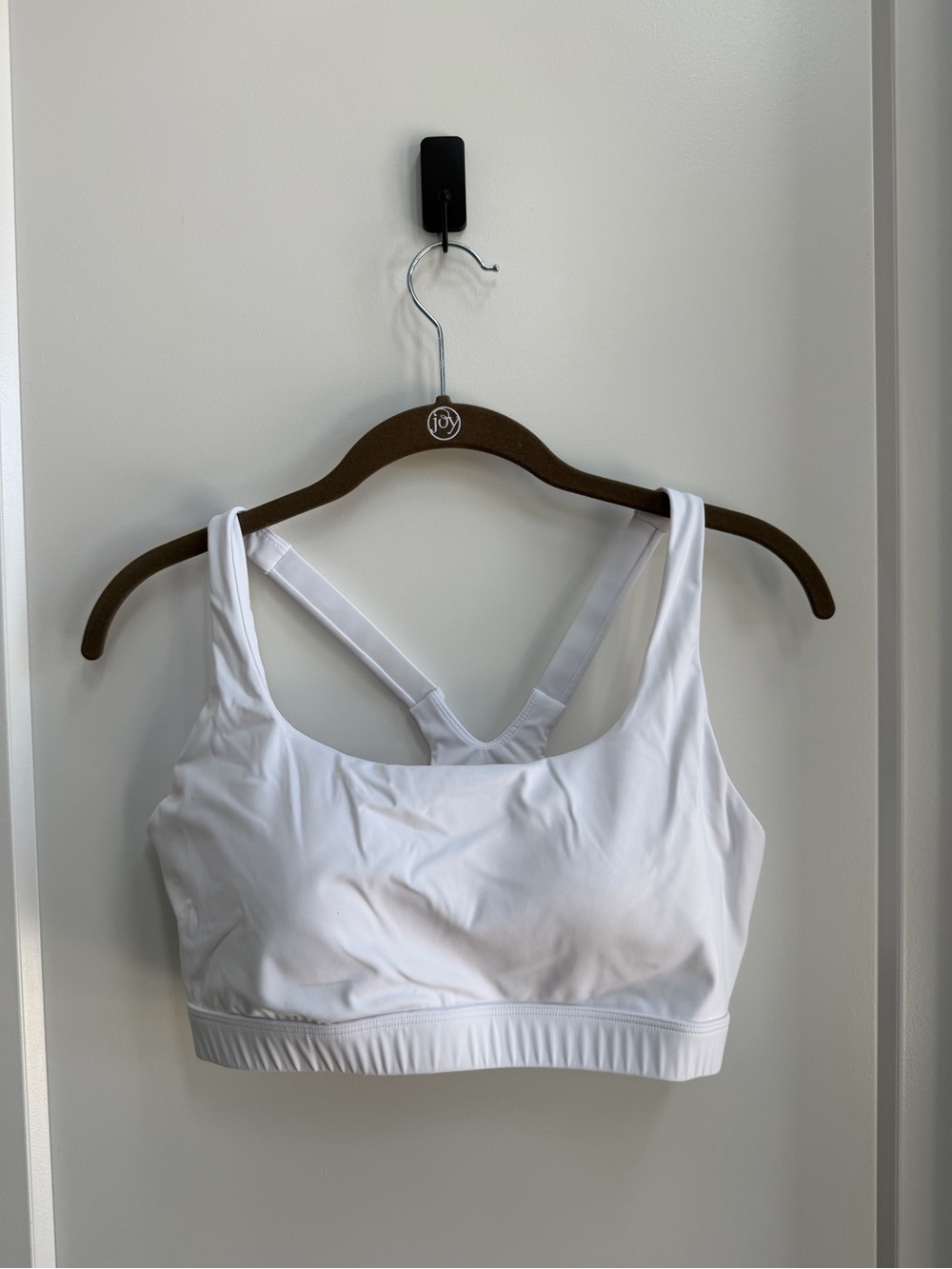 🌻 Sz M Running Girl White Sports Bra